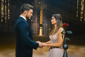 "Bachelor" Niko Griesert und Michèle de Roos sind ein Paar