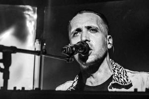 Danger Dan: Nach dem Protestsong folgt das Liebeslied