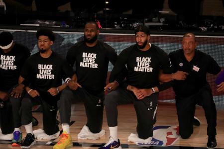 Rassismus in den USA: Basketballstar James fordert Rechenschaft für Polizeigewalt Rassismus in den USA: Basketballstar James fordert Rechenschaft für Polizeigewalt