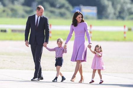 ...so geblieben. Inzwischen ist George stolze vier Jahre alt und Charlotte zwei und die beiden dürfen ihre berühmten Eltern ...