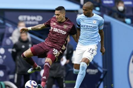 England: Manchester City verliert trotz Überzahl England: Manchester City verliert trotz Überzahl