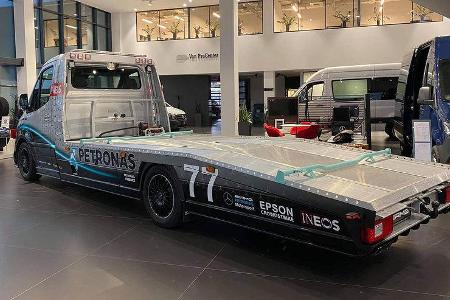 Kegger Mercedes Sprinter Abschlepper Petronas Edition