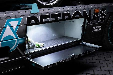 Kegger Mercedes Sprinter Abschlepper Petronas Edition