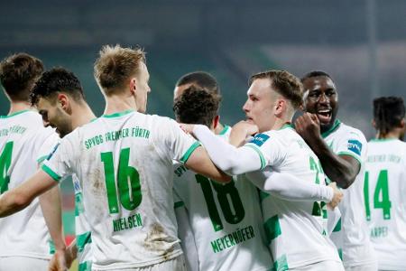 2. Liga: Fürth auf Rang zwei, Braunschweig punktet für den Klassenerhalt