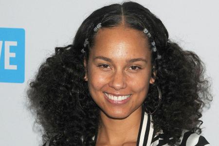 Alicia Keys forderte ihre Fans auf, die Schönheit in allem zu erkennen. Dazu veröffentlichte sie ein Bild von einer Frau, di...