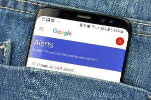 Immer auf dem Laufenden: Was ist ein Google Alert?