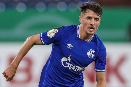 Stagniert sportlich seit längerem, zudem oft verletzt. Dass Schalke sein auslaufendes Arbeitspapier im Abstiegsfall verlänge...