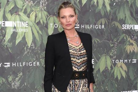 Bei Kate Moss nahmen Einbrecher wertvolle Kunstgegenstände mit, darunter ein Werk des Künstlers Banksy.