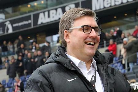 Eintracht-Vorstand Hellmann erstaunt über 