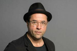 #allesdichtmachen: Viele Stars rudern zurück - und Jan Josef Liefers?