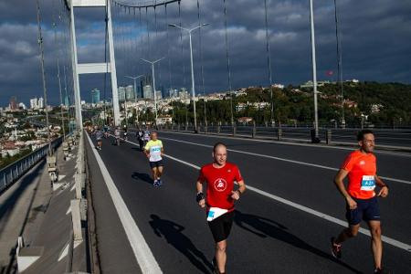 Halbmarathon: Petros verpasst angepeilten deutschen Rekord Halbmarathon: Petros verpasst angepeilten deutschen Rekord