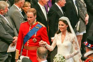Prinz William und Herzogin Kate: Neue Pärchenfotos zum Hochzeitstag