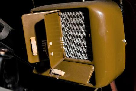 C.1940 BOMBARDIER B-7 SEVEN PASSENGER SNOWMOBILE