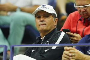 Toni Nadal coacht Auger-Aliassime