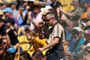 Rekord in der Pandemie: 78.000 Stadionbesucher bei "Footy"-Match