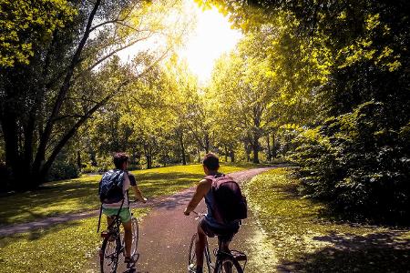 Fahrradwege Titelbild ADFC getty images.jpg