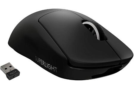 Nur 63 Gramm wiegt die Logitech Pro X Superlight und macht ihrem Namen damit alle Ehre. Die aus PTFE hergestellten Füße glei...