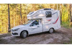 Kurzer Lada-Minicamper aus Russland