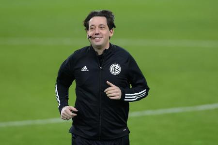 Wegen Altersgrenze: DFB schickt Schiedsrichter Gräfe, Winkmann und Schmidt in Ruhestand Wegen Altersgrenze: DFB schickt Schiedsrichter Gräfe, Winkmann und Schmidt in Ruhestand