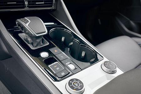 VW Touareg R