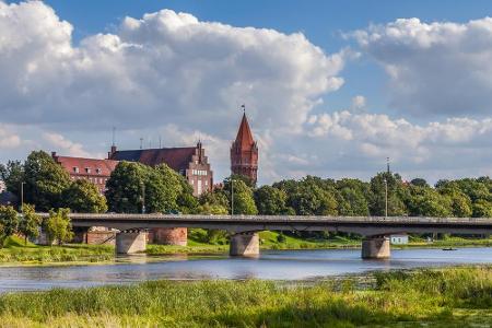 Auch in Polen ist kein Bleifuß gefragt: Hier gilt 90 km/h außerorts, 100 auf Schnellstraßen und 140 auf der Autobahn.