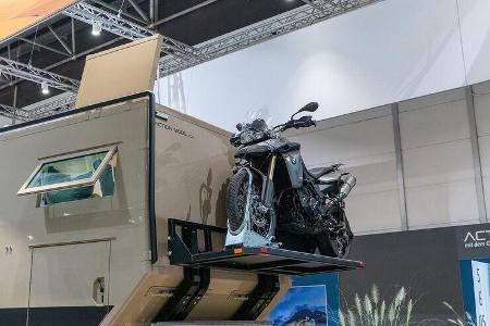 Action Mobil Global XRS 7400 (2022)