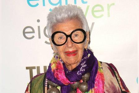 Die New Yorker Social-Media- und Lifestyle-Ikone Iris Apfel feiert 100. Geburtstag. Die New Yorker Social-Media- und Lifestyle-Ikone Iris Apfel feiert 100. Geburtstag.