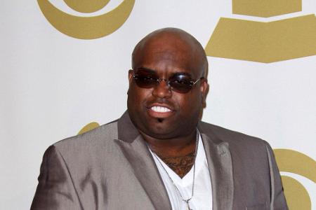 Unglaublich, aber wahr: Cee-Lo Green durfte sich im zarten Alter von 35 Jahren Großvater nennen! Seine Stieftochter machte i...