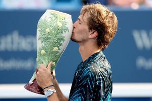 "Unglaubliche Woche": Zverev zieht mit Becker gleich