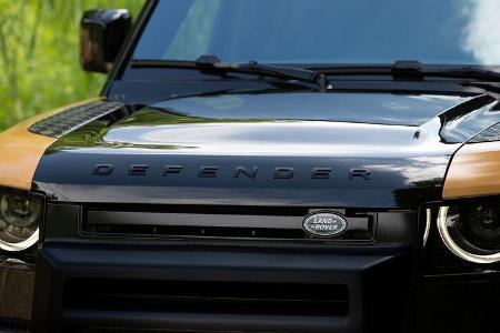 Land Rover Defender 110 Trophy Edition USA