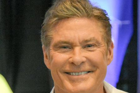 Auch David Hasselhoff (69) zog in der ersten Staffel in das 