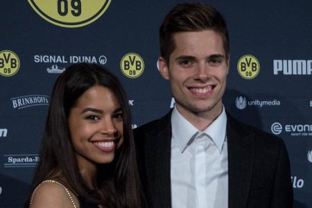 Bruna Marie heißt die erste gemeinsame Tochter von Fußball-Profi Julian Weigl und Moderatorin Sarah Richmond. Die Geburt gab...