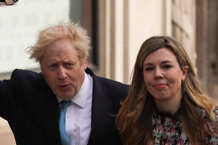 Boris Johnson und seine Ehefrau Carrie im vergangenen Mai