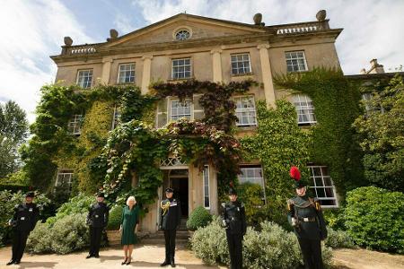 Im Haus Highgrove hat Prinz Charles (72) einst sein Zuhause gefunden. 1981 zog er mit seiner damaligen Ehefrau Diana nach de...