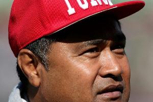 "Brutaler" Angriff auf Familie: Tongas Rugby-Nationaltrainer Kefu schwer verletzt