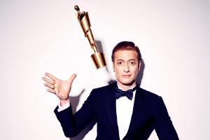 Daniel Donskoy präsentiert Verleihung des Deutschen Filmpreises