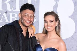 Sängerin Perrie Edwards und Profi-Kicker Alex Oxlade-Chamberlain sind neuerdings Eltern.