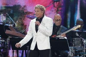 Sänger Barry Manilow konnte seinen Auftritt am Samstagabend nicht beenden.