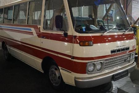 Mazda Parkway Rotary Super Deluxe 26 Wankelmotor Bus