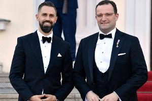 Jens Spahn und sein Mann Daniel Funke wünschen sich Kinder