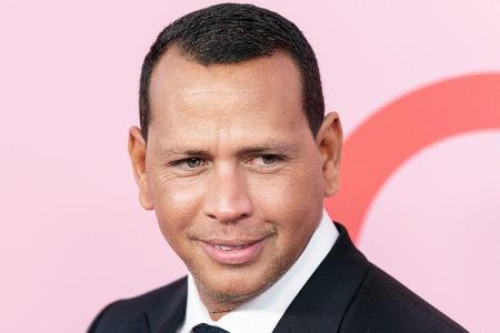 Alex Rodriguez geht es vier Monate nach der Trennung von Jennifer Lopez gut. Alex Rodriguez geht es vier Monate nach der Trennung von Jennifer Lopez gut.