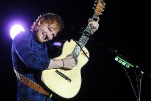 Ed Sheeran hat mit "Bad Habits" den Sommerhit des Jahres geliefert
