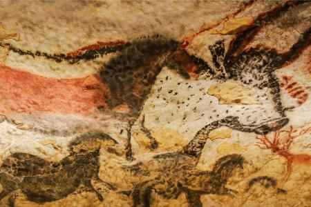 Die Höhle von Lascaux in Frankreich ist berühmt für ihre steinzeitlichen Malereien. Das Original dürfen Besucher schon lange...