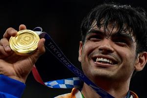 Luxusautos, Geld: Speerwerfer Chopra wird für Gold königlich belohnt