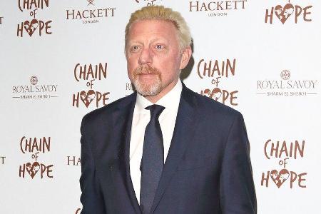Boris Becker freut sich mit Alexander Zverev. Boris Becker freut sich mit Alexander Zverev.
