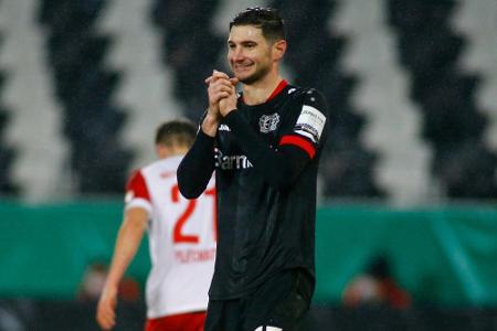 Alario verlängert bis 2024 bei Bayer