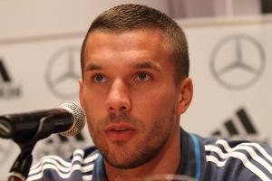 Lukas Podolski positiv auf Coronavirus getestet