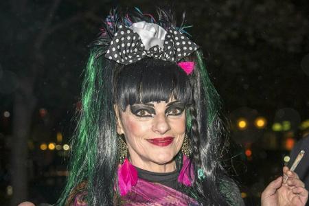 Punk-Legende Nina Hagen (64) ist einer der bekanntesten Stars aus Ost-Berlin - ihre Tochter, Schauspielerin Cosma Shiva Hage...