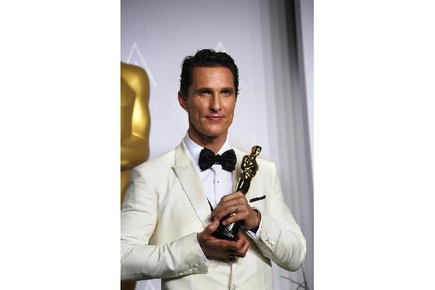 Matthew McConaughey wartet erst darauf, dass sich die Menschen um ihn herum die Nase zuhalten und pikiert gucken, bevor er e...