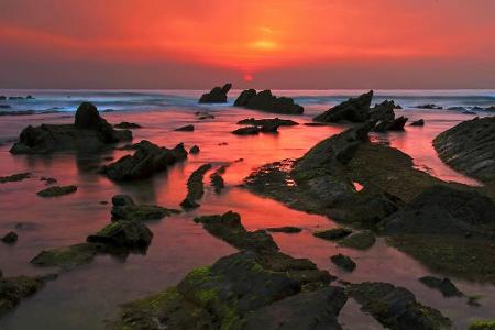 Das Baskenland hat noch mehr zu bieten: Der Playa de Barrika gehört zu den schönsten Dreh-Stränden, die in der Region Spanie...